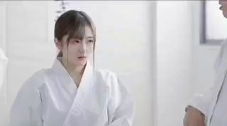 【国产馆】门票挺贵的明星脸蛋美女穿着性感女仆丝袜和帅哥露脸啪啪